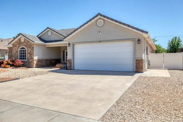 633 W 375 S, Hurricane, UT 84737 - #3