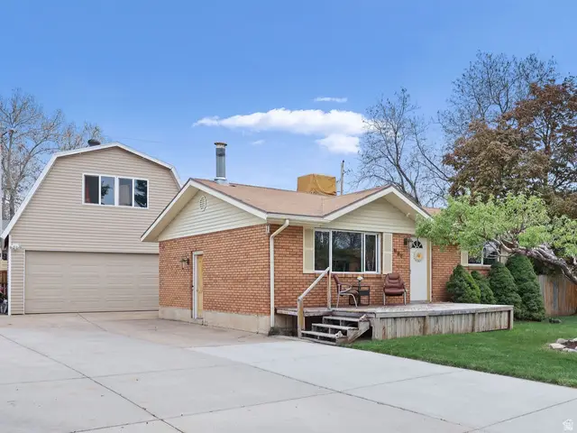 537 E 1900 N, North Ogden, UT 84414 - #1