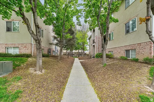 258 E New Century Ln #E, Salt Lake City, UT 84115 - #2