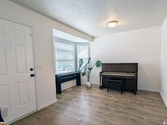 98 W Settlement Cir, Midvale, UT 84047 - #3