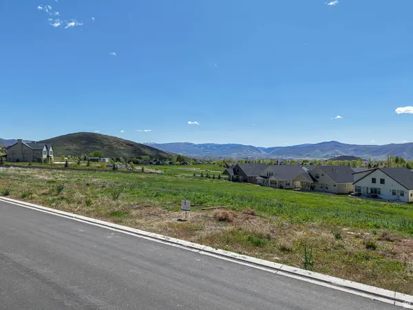 1615 N Cambridge Dr #9, Midway, UT 84049