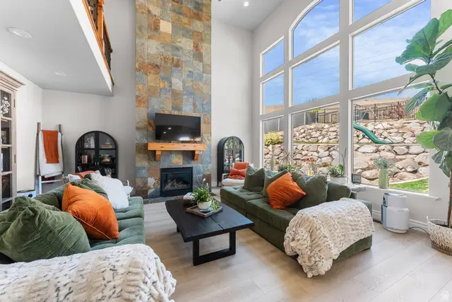 5362 Eagles View Dr, Lehi, UT 84043 - #2