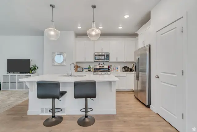 4428 W Glendon Dr, Lehi, UT 84048 - #3