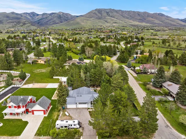 3260 N River Dr E, Eden, UT 84310 - #3