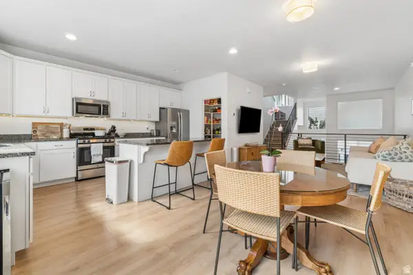 15203 S Tack Way, Bluffdale, UT 84065