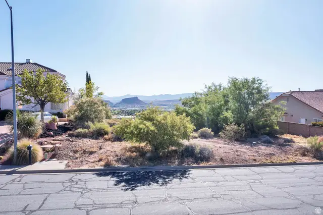 318 Crest Line Cir #21, Saint George, UT 84790 - #1