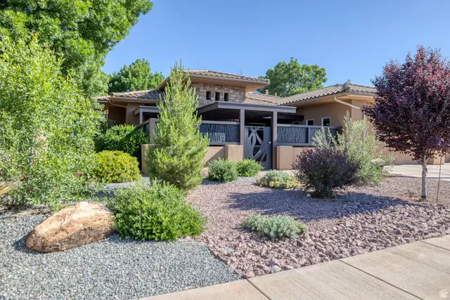 445 E 1470 S, Washington, UT 84780 - #1