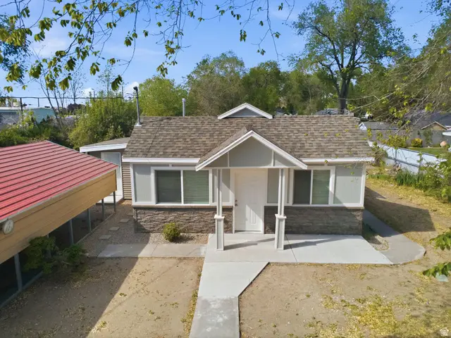 1614 W Sunset Ave, West Valley City, UT 84119 - #3