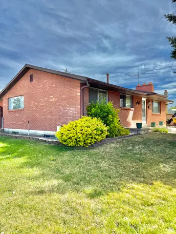 4405 S Fairlane Cir W, West Valley City, UT 84120 - #3