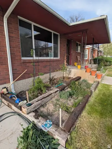 355 E 200 S, Nephi, UT 84648 - #1