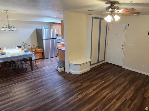 8198 N Cedar Springs Rd E #APT 5, Eagle Mountain, UT 84005 - #3