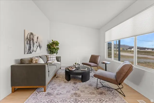 431 W Cherry St, Grantsville, UT 84029 - #2