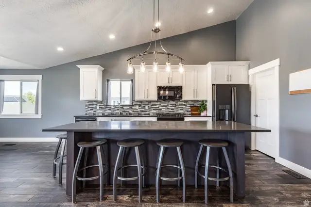 692 Stone Brook Cir, Santaquin, UT 84655 - #2