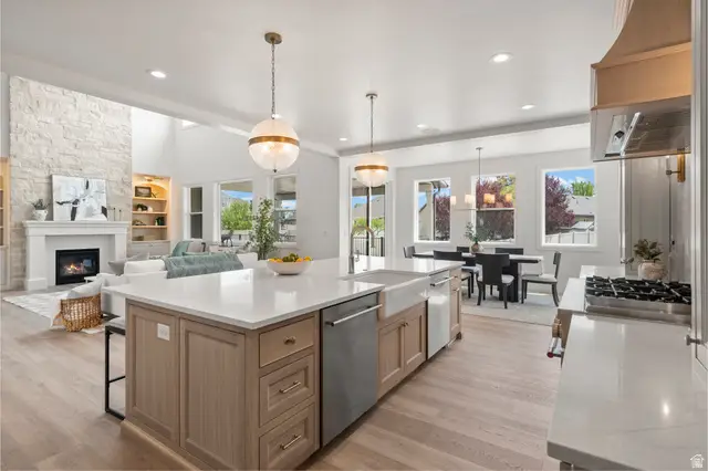 1887 W 1340 N, Lehi, UT 84043 - #3