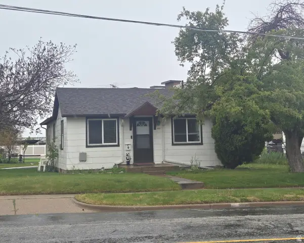 284 E 200 S, Clearfield, UT 84015 - #1