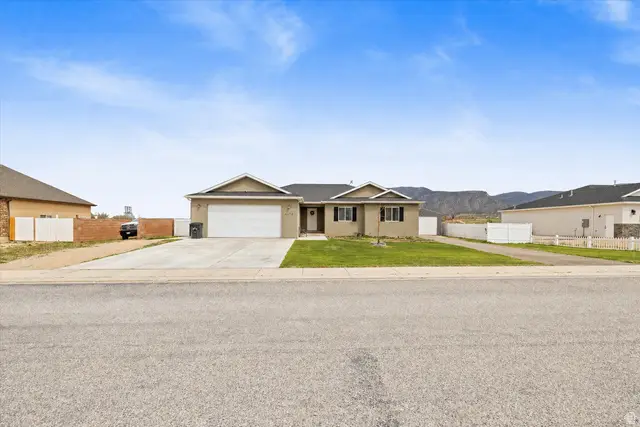 3476 N Covered Wagon Dr, Enoch, UT 84721 - #2