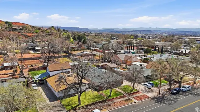 356 N 300 W, Saint George, UT 84770 - #2