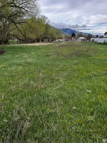 3111 S Main St, Nibley, UT 84321 - #2