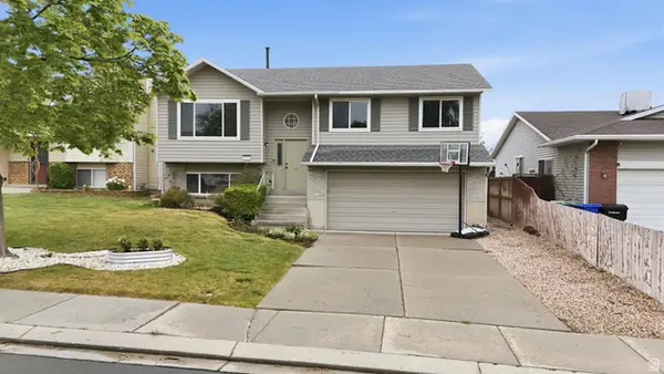 5556 W Bluevail Ct S, West Jordan, UT 84081