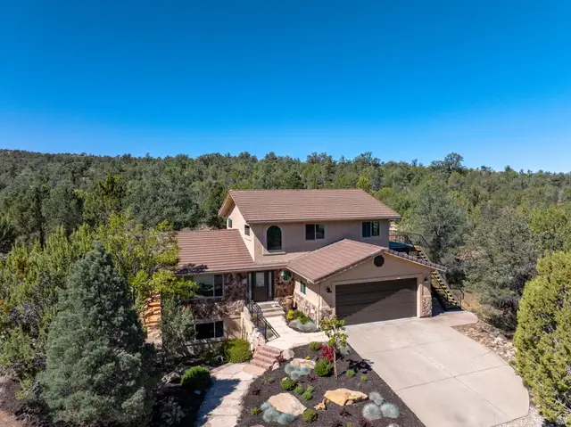 1402 W Winter Quarters Trl, Dammeron Valley, UT 84783 - #1