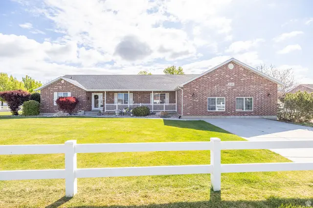 2162 S 2850 W, West Haven, UT 84401 - #2