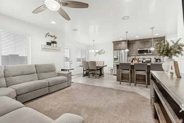 13061 S Cannon View Dr, Riverton, UT 84096 - #3