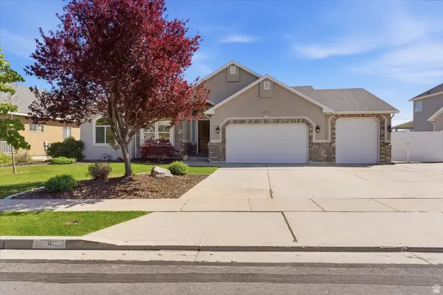 4921 W Woodridge Dr, South Jordan, UT 84009 - #1