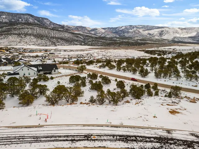 3131 W Moon Crest Dr #7, Cedar City, UT 84720 - #3