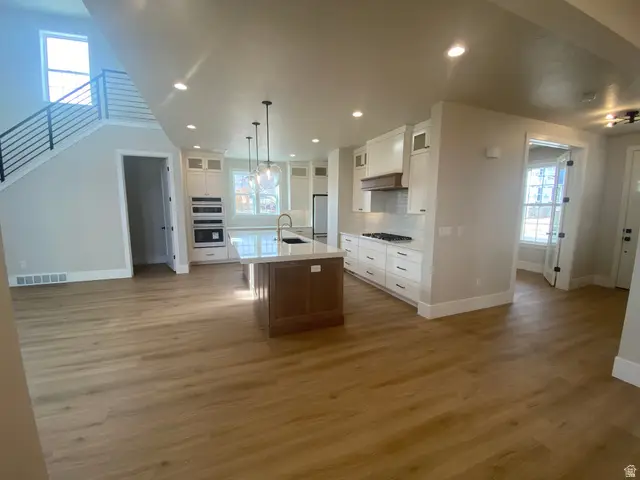 7148 W Lake Ave S, South Jordan, UT 84009 - #3