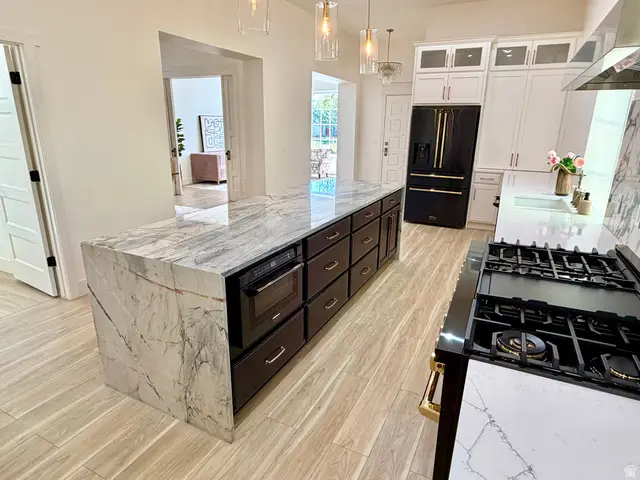 633 E 300 S, Salt Lake City, UT 84102 - #3