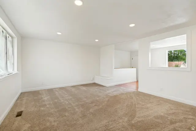 5643 S 4015 W, Taylorsville, UT 84129 - #2