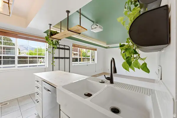 2220 E Murray Holladay Rd S #46, Holladay, UT 84117