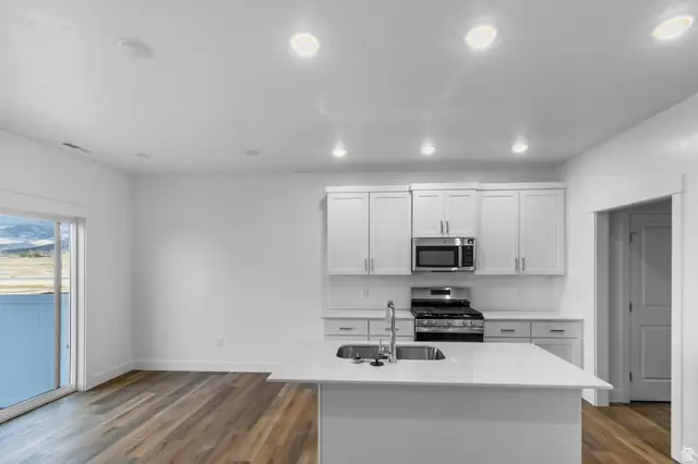 736 W 750 N, Smithfield, UT 84335 - #3