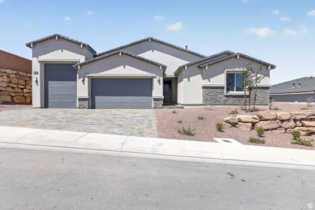 3028 W Orco Ln, Saint George, UT 84770 - #3