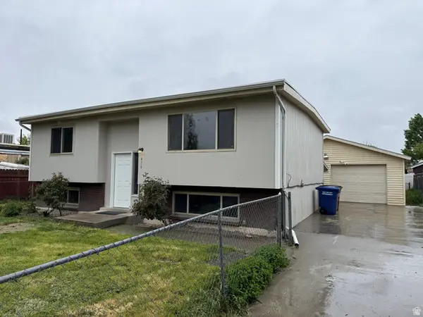 459 N Dorothea Way W, Salt Lake City, UT 84116