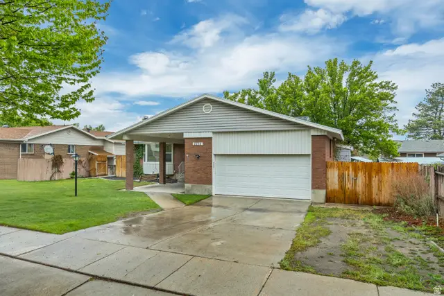 8234 S Grambling Way, Sandy, UT 84094 - #3