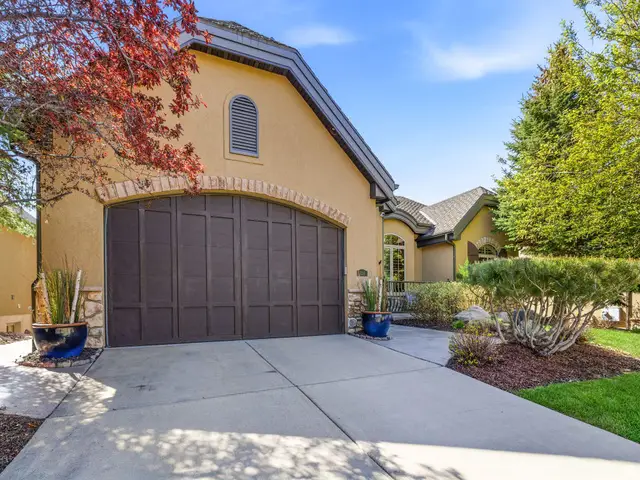 2216 E Fair Winns Ln S, Draper, UT 84020 - #2