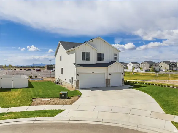1208 E Coachline Way N, Eagle Mountain, UT 84005