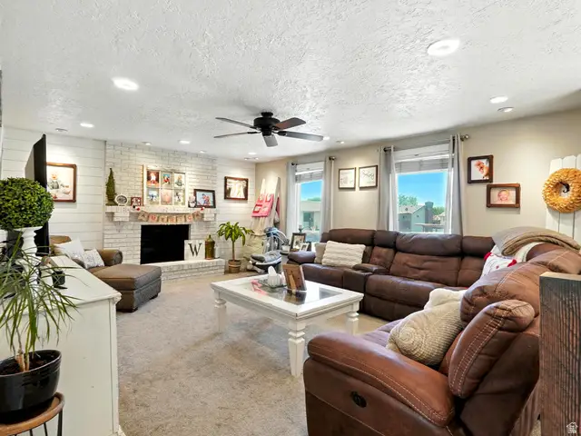 2802 W 4875 S, Roy, UT 84067 - #3