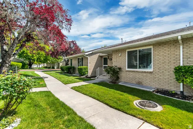 1613 W Cornerstone Dr, South Jordan, UT 84095 - #2