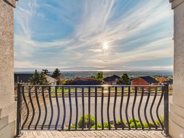 4282 N Mile High Dr E, Provo, UT 84604 - #3