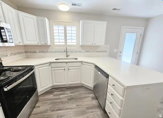 404 W 1925 N, Harrisville, UT 84414 - #3