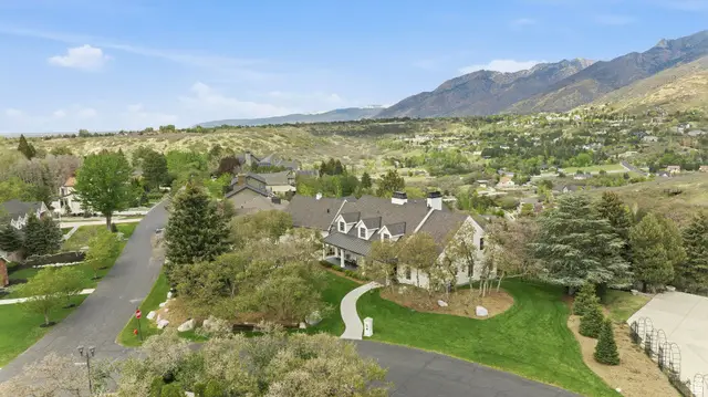 12 Northridge Ln, Sandy, UT 84092 - #2
