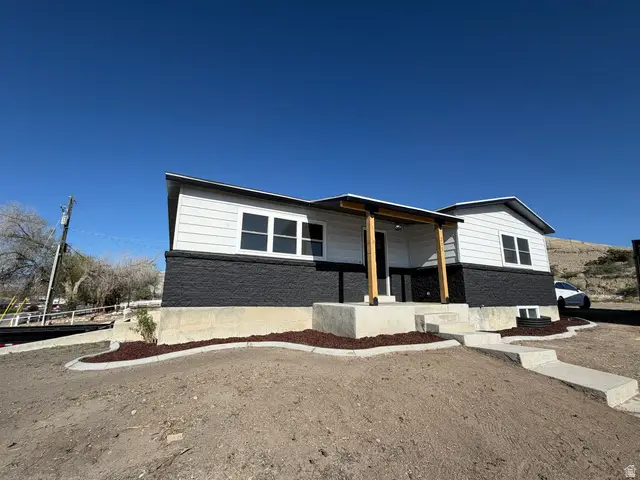 215 N Center St, Castle Dale, UT 84513 - #3
