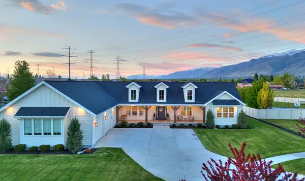 1952 Comanche Cir, Farmington, UT 84025