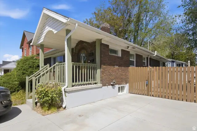 557 E Sherman Ave, Salt Lake City, UT 84105 - #2