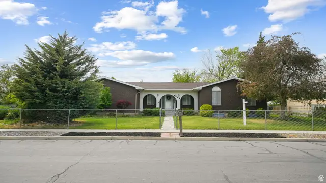 9556 S David St E, Sandy, UT 84070 - #1