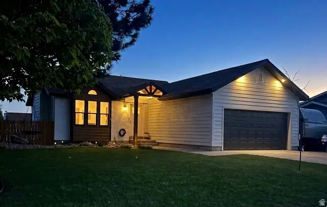 6048 W Contadora Ln, West Valley City, UT 84128 - #1