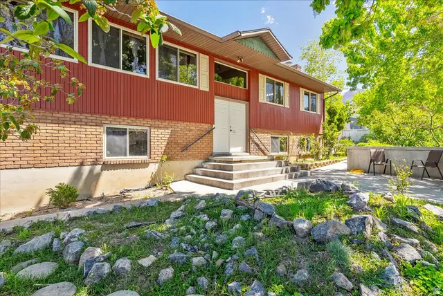 11 S Clark Ln, Elk Ridge, UT 84651 - #2
