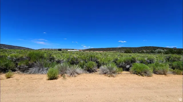 4206 Entrance Dr, Panguitch, UT 84759 - #2